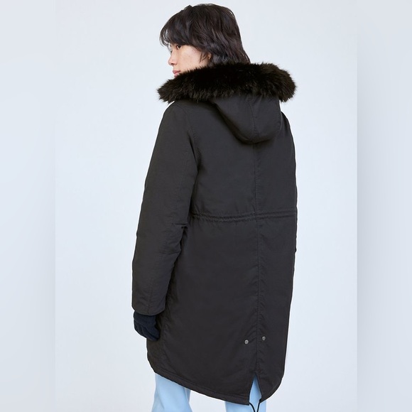 Aritzia Mont Blanc Parka Black XXS/ 2XS (runs large)) - Picture 2 of 4